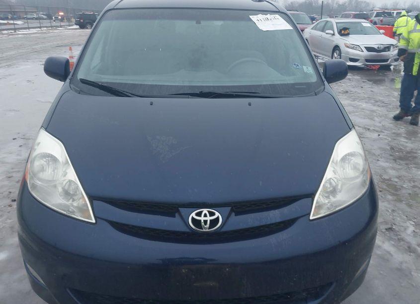 Photo 6 of 2006 Toyota Sienna XLE (VIN 5TDZA22C26S580770)