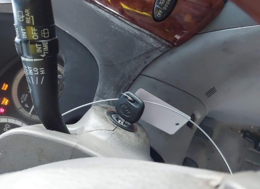 Photo 11 of 2004 Toyota Sienna XLE LTD (VIN 5TDZA22C34S074751)