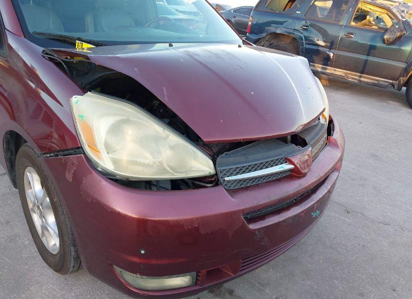 Photo 6 of 2004 Toyota Sienna XLE LTD (VIN 5TDZA22C34S074751)