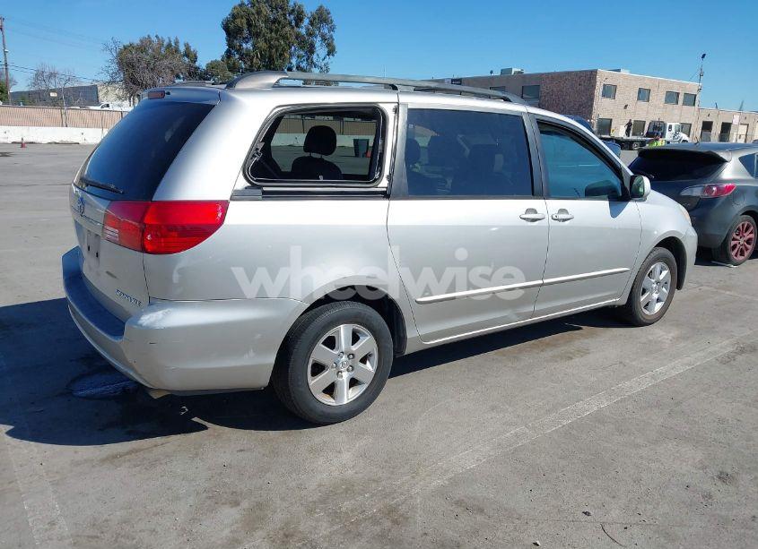 Photo 4 of 2004 Toyota Sienna XLE (VIN 5TDZA22C34S117890)