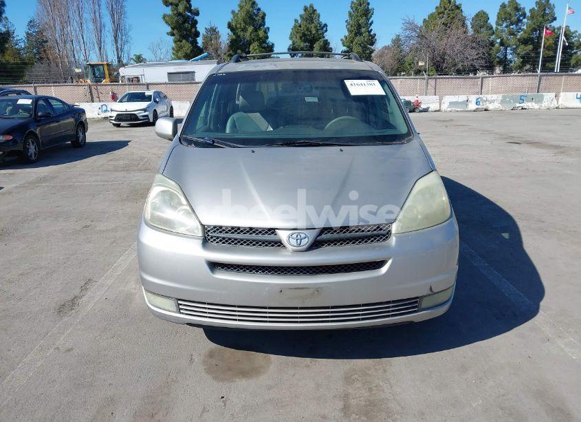 Photo 6 of 2004 Toyota Sienna XLE (VIN 5TDZA22C34S117890)