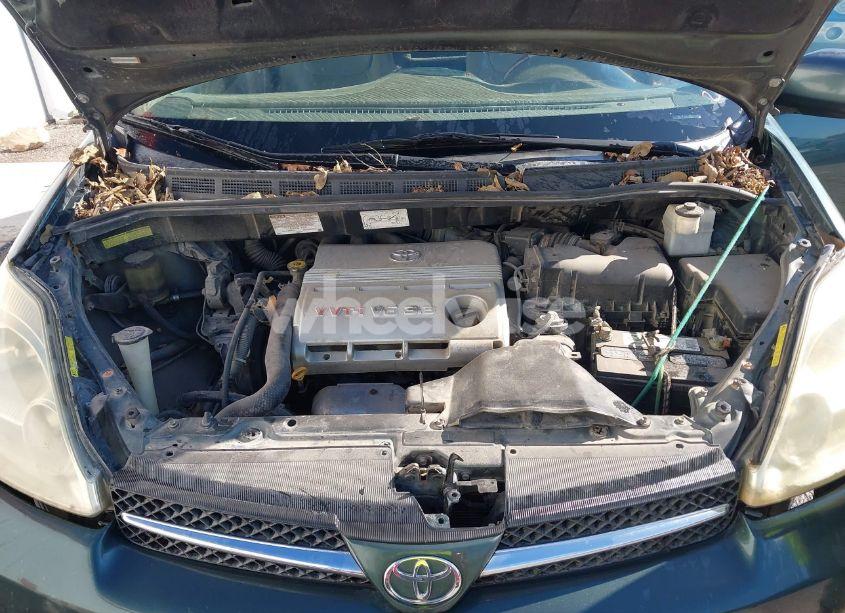 Photo 10 of 2004 Toyota Sienna XLE LIMITED (VIN 5TDZA22C34S199992)