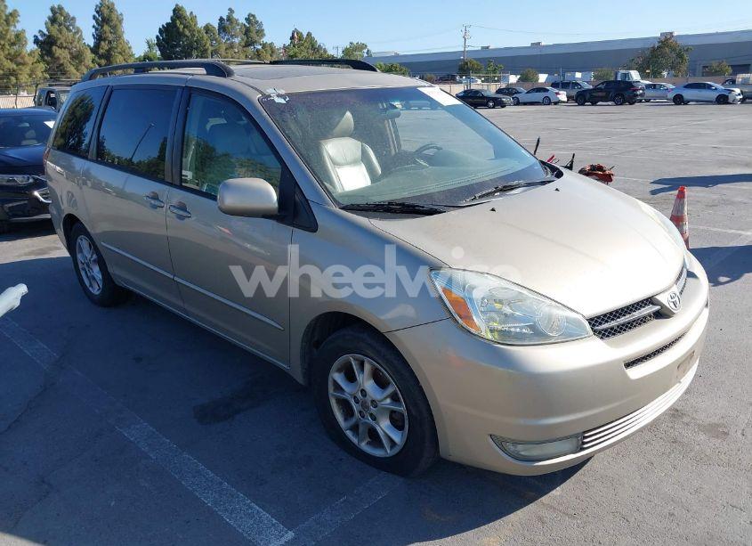 2005 Toyota Sienna XLE (VIN 5TDZA22C35S235729) main photo
