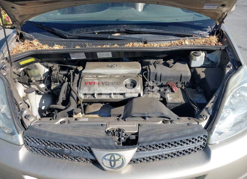 Photo 10 of 2005 Toyota Sienna XLE (VIN 5TDZA22C35S235729)