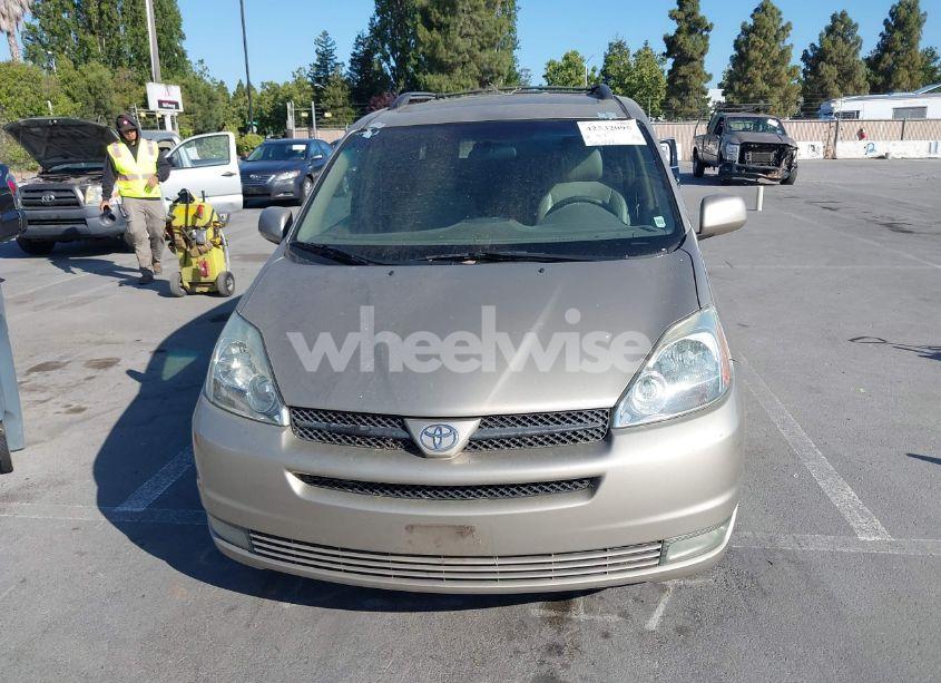 Photo 6 of 2005 Toyota Sienna XLE (VIN 5TDZA22C35S235729)