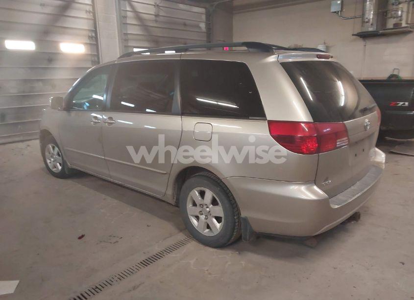 Photo 3 of 2005 Toyota Sienna XLE (VIN 5TDZA22C35S239716)