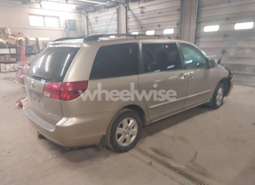 Photo 4 of 2005 Toyota Sienna XLE (VIN 5TDZA22C35S239716)