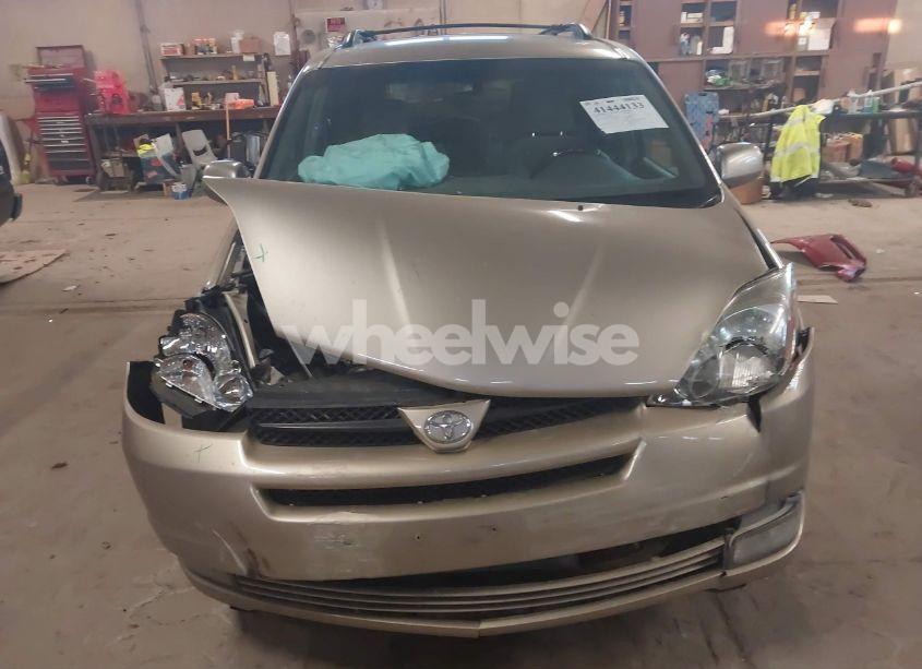 Photo 6 of 2005 Toyota Sienna XLE (VIN 5TDZA22C35S239716)