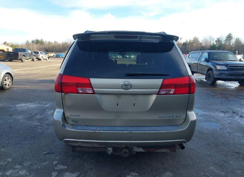 Photo 15 of 2005 Toyota Sienna XLE (VIN 5TDZA22C35S260940)
