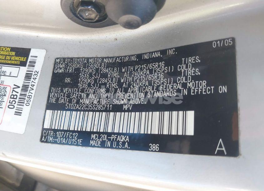 Photo 9 of 2005 Toyota Sienna XLE (VIN 5TDZA22C35S285711)