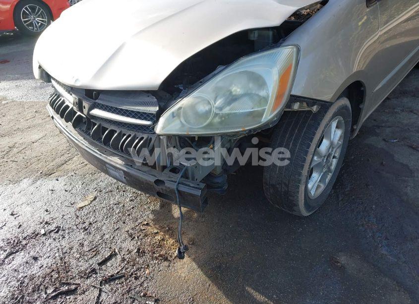 Photo 6 of 2005 Toyota Sienna XLE LIMITED (VIN 5TDZA22C35S304998)