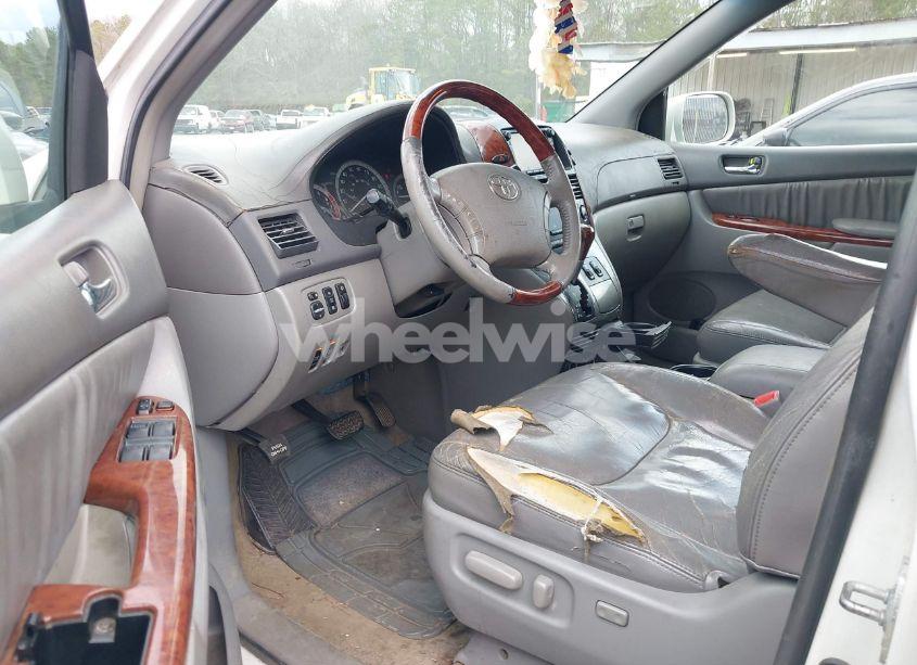 Photo 5 of 2005 Toyota Sienna XLE LIMITED (VIN 5TDZA22C35S311126)