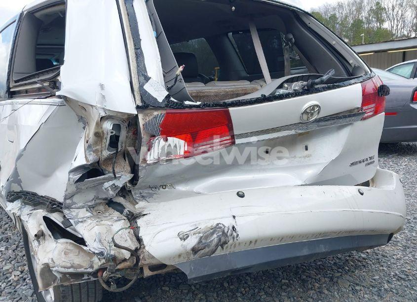 Photo 6 of 2005 Toyota Sienna XLE LIMITED (VIN 5TDZA22C35S311126)