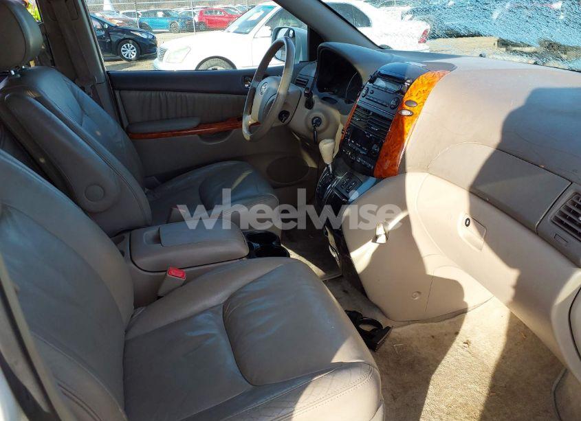 Photo 5 of 2006 Toyota Sienna XLE (VIN 5TDZA22C36S541492)