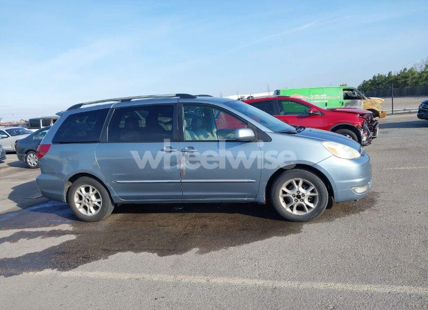 Photo 13 of 2004 Toyota Sienna XLE LIMITED (VIN 5TDZA22C44S199922)