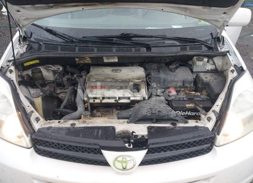 Photo 10 of 2005 Toyota Sienna XLE (VIN 5TDZA22C45S243810)
