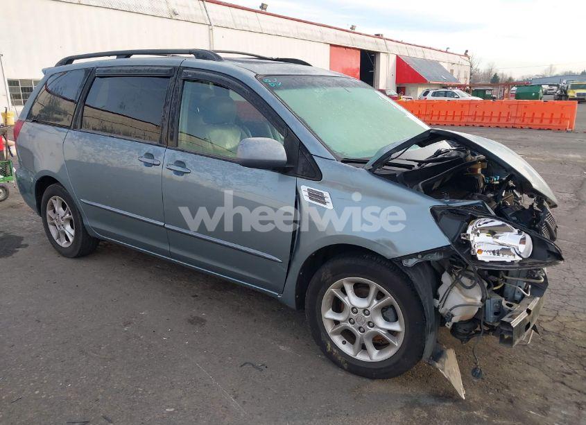 2005 Toyota Sienna XLE (VIN 5TDZA22C45S256721) main photo