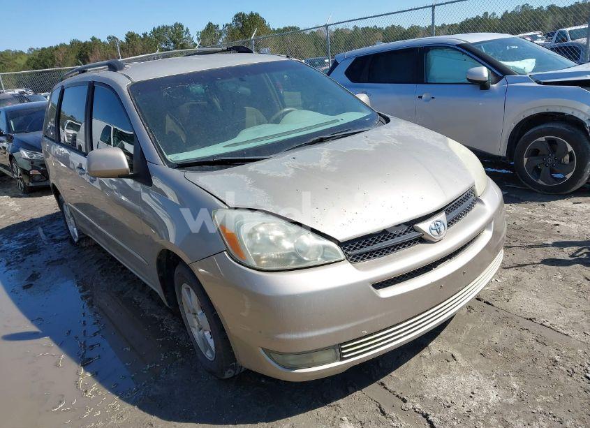 2005 Toyota Sienna XLE (VIN 5TDZA22C45S336990) main photo