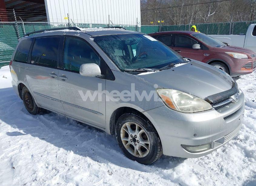 2005 Toyota Sienna XLE LIMITED (VIN 5TDZA22C45S362683) main photo