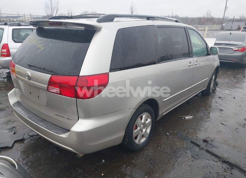 Photo 4 of 2005 Toyota Sienna XLE (VIN 5TDZA22C45S385509)