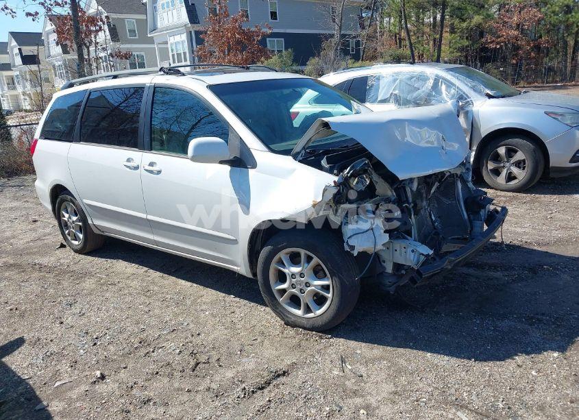 2006 Toyota Sienna XLE (VIN 5TDZA22C46S397970) main photo