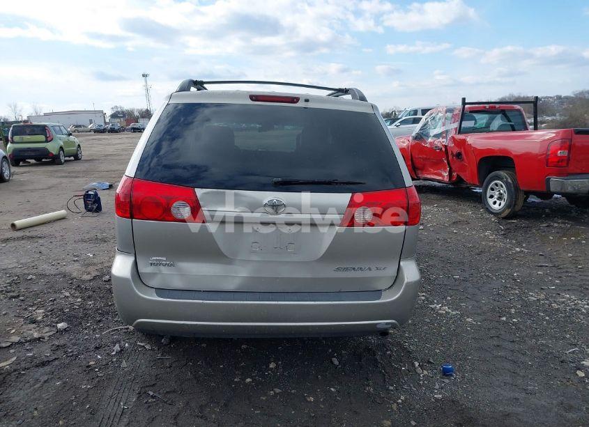 Photo 16 of 2006 Toyota Sienna XLE (VIN 5TDZA22C46S543641)