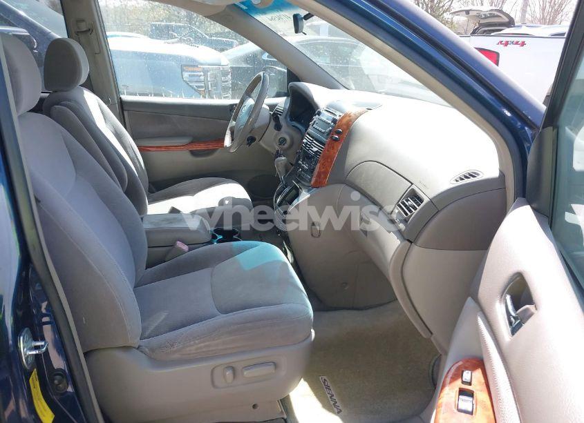 Photo 5 of 2006 Toyota Sienna XLE (VIN 5TDZA22C46S566269)