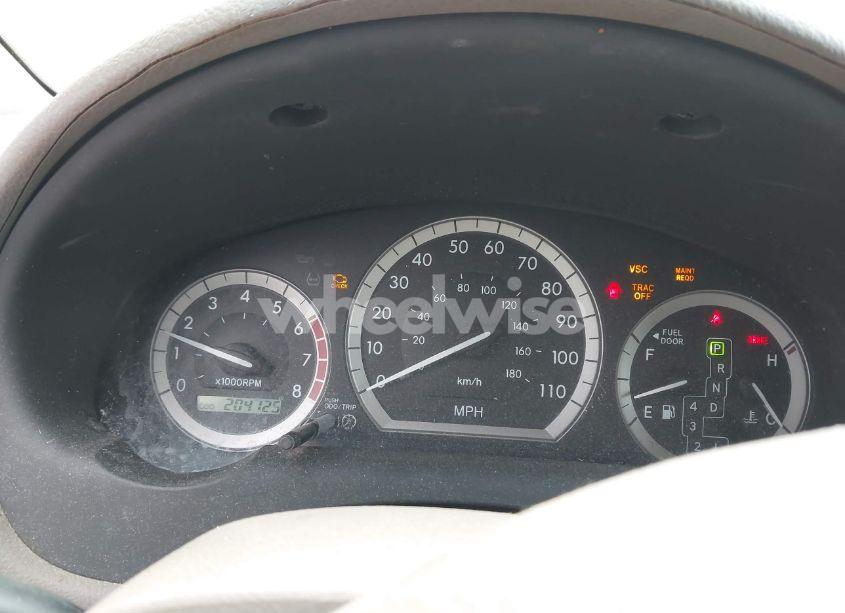 Photo 7 of 2004 Toyota Sienna XLE (VIN 5TDZA22C54S041394)