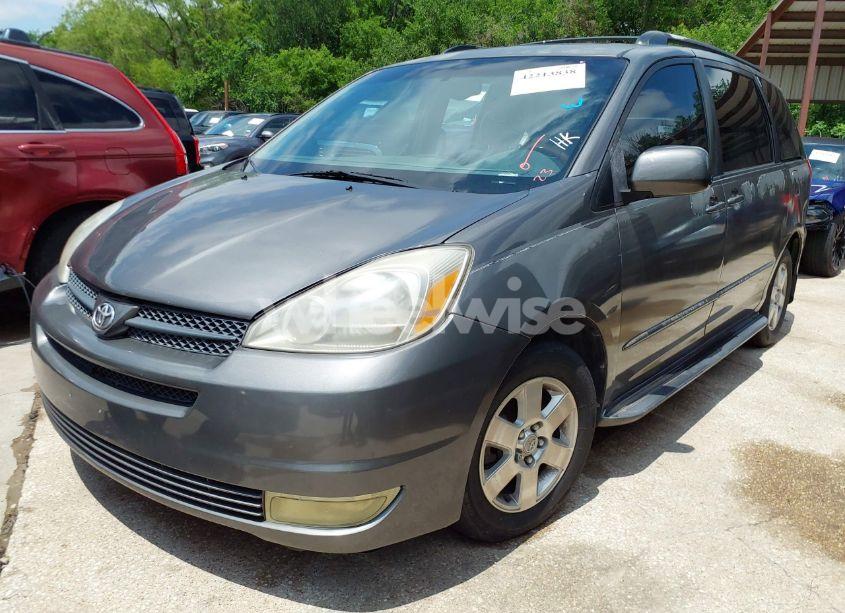 Photo 2 of 2004 Toyota Sienna XLE (VIN 5TDZA22C54S055344)