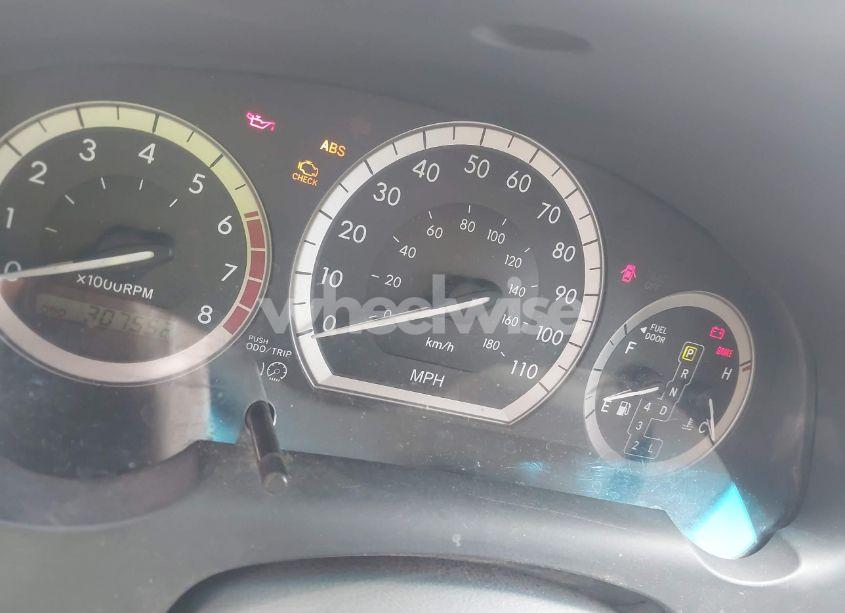 Photo 7 of 2004 Toyota Sienna XLE (VIN 5TDZA22C54S055344)