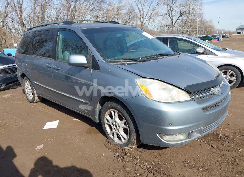 2004 Toyota Sienna XLE LIMITED (VIN 5TDZA22C54S059314) main photo