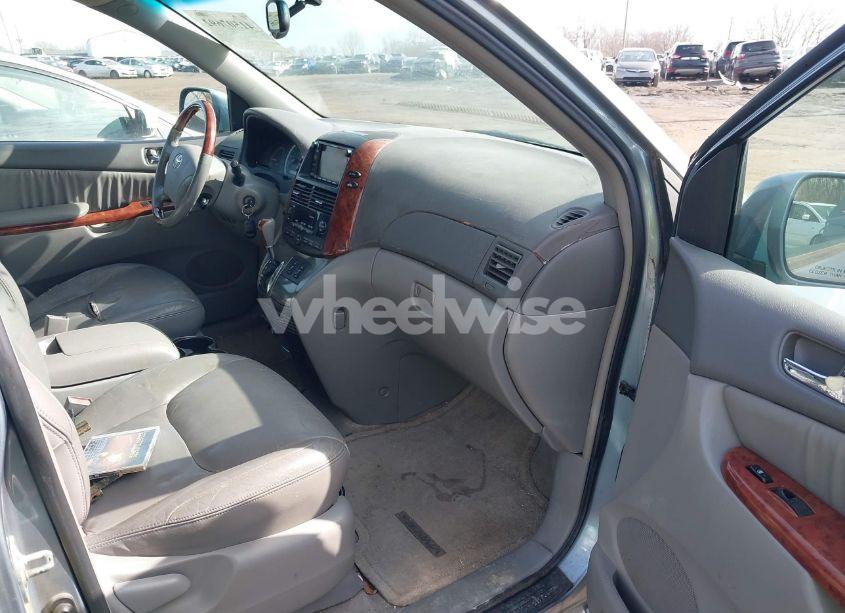 Photo 5 of 2004 Toyota Sienna XLE LIMITED (VIN 5TDZA22C54S059314)