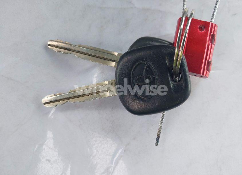 Photo 11 of 2004 Toyota Sienna XLE (VIN 5TDZA22C54S160837)