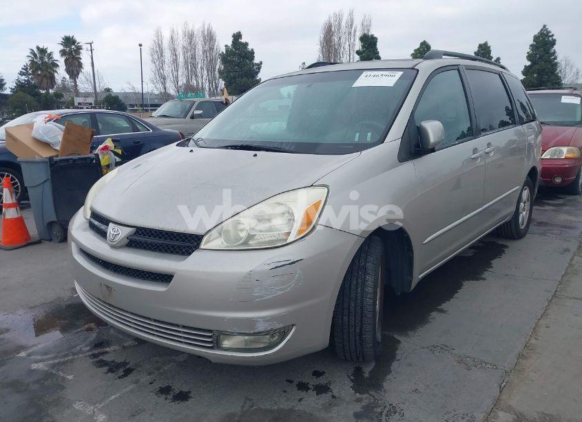 Photo 2 of 2004 Toyota Sienna XLE (VIN 5TDZA22C54S160837)