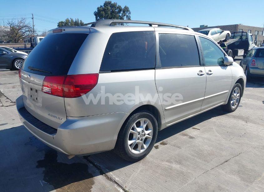 Photo 4 of 2004 Toyota Sienna XLE (VIN 5TDZA22C54S162605)