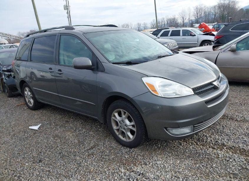 2005 Toyota Sienna XLE (VIN 5TDZA22C55S227020) main photo
