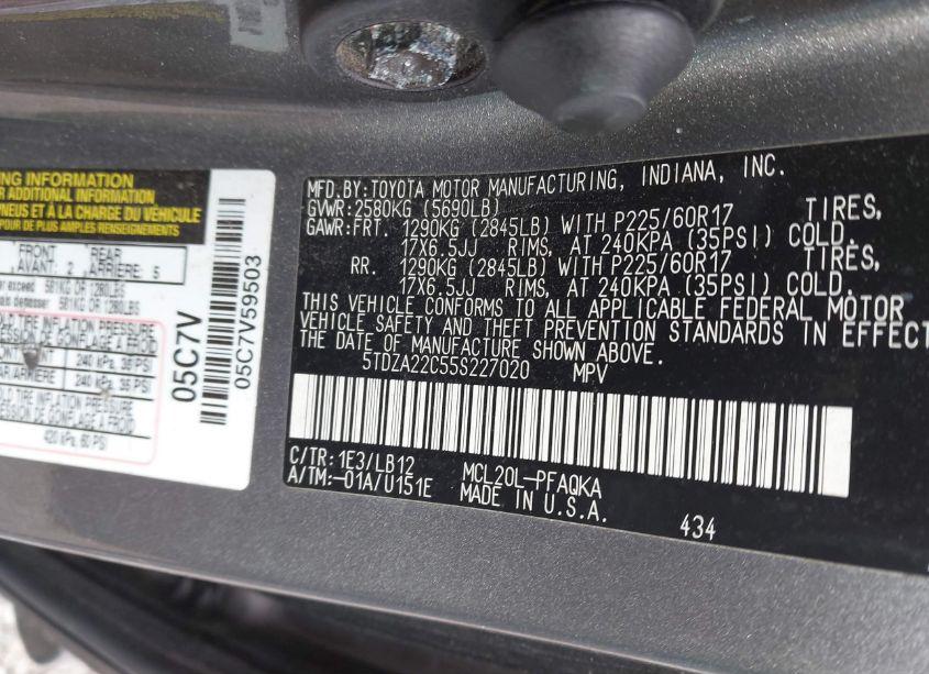 Photo 9 of 2005 Toyota Sienna XLE (VIN 5TDZA22C55S227020)
