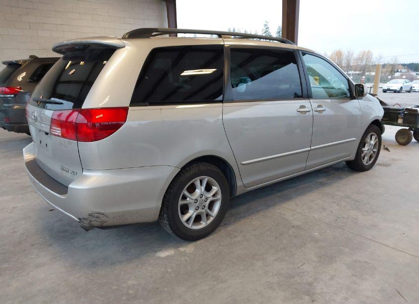 Photo 4 of 2005 Toyota Sienna XLE (VIN 5TDZA22C55S231097)