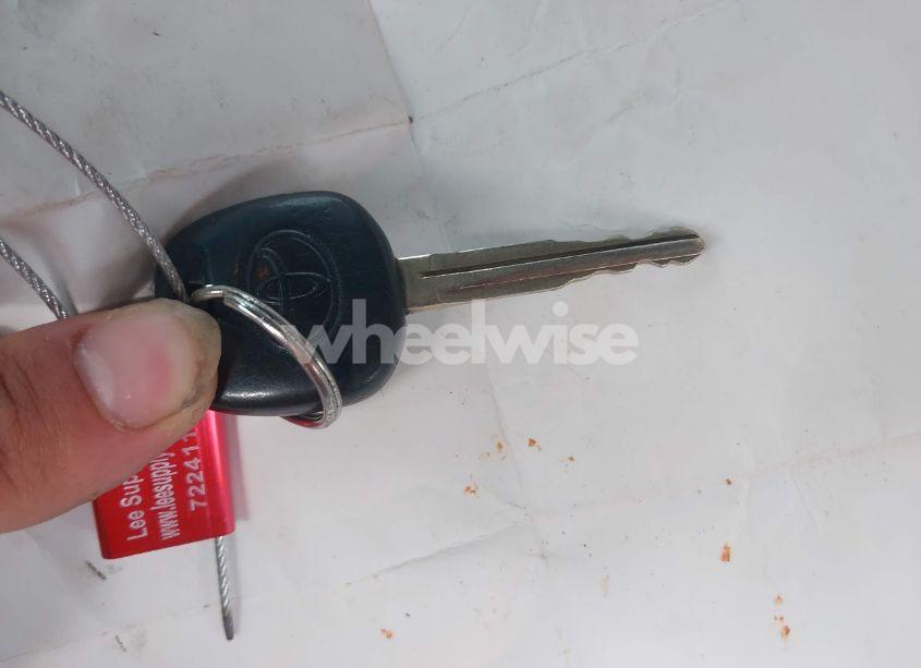 Photo 11 of 2005 Toyota Sienna XLE (VIN 5TDZA22C55S245694)