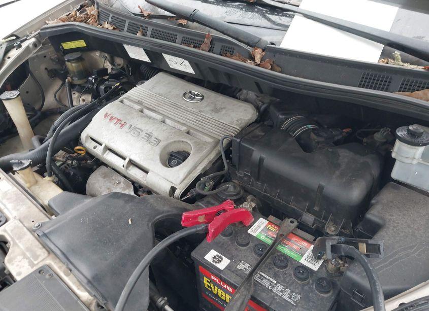 Photo 10 of 2005 Toyota Sienna XLE (VIN 5TDZA22C55S258610)
