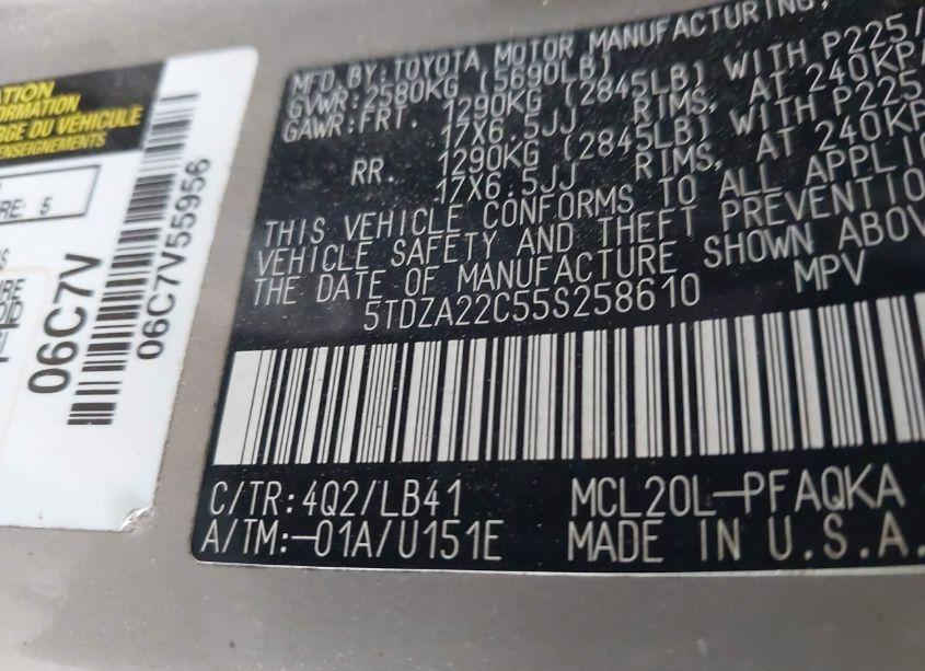 Photo 9 of 2005 Toyota Sienna XLE (VIN 5TDZA22C55S258610)