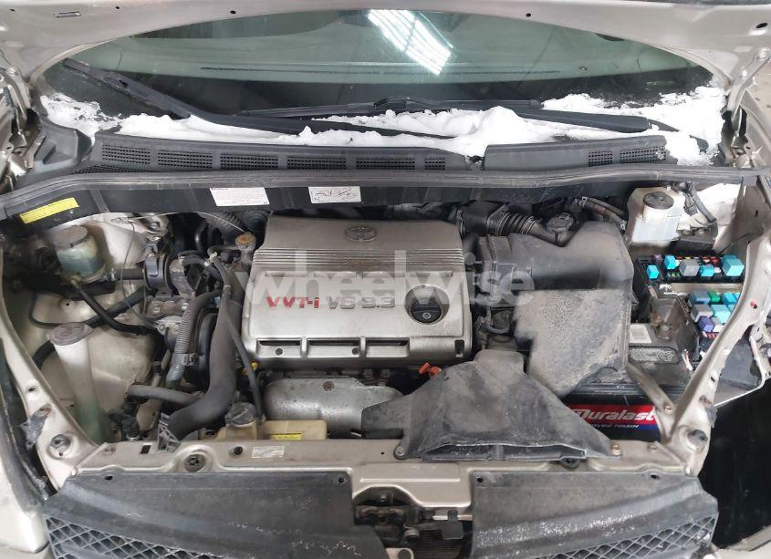 Photo 10 of 2005 Toyota Sienna XLE (VIN 5TDZA22C55S302346)
