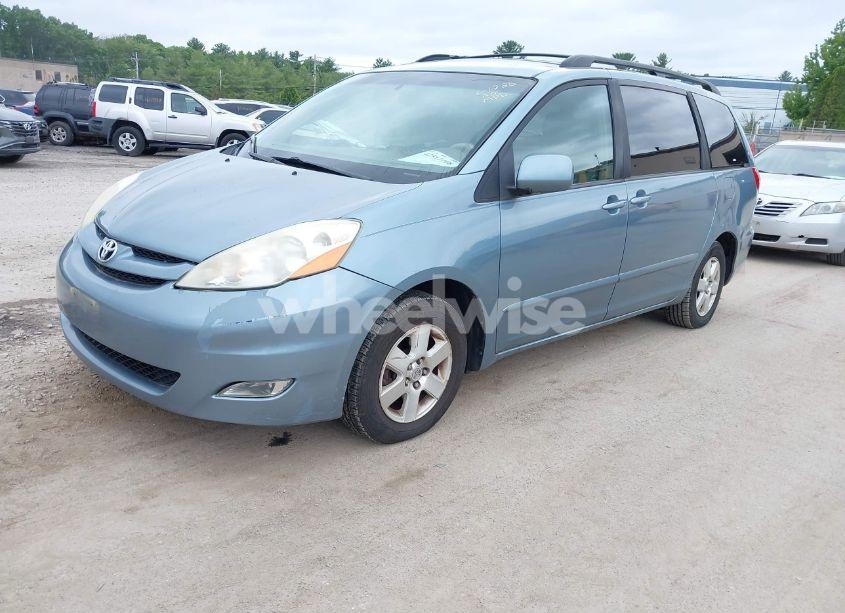 Photo 2 of 2006 Toyota Sienna XLE (VIN 5TDZA22C56S411651)