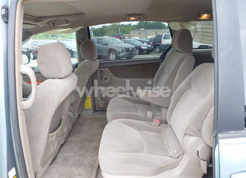 Photo 8 of 2006 Toyota Sienna XLE (VIN 5TDZA22C56S411651)