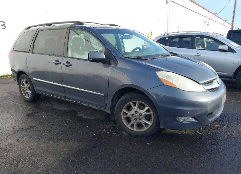 2006 Toyota Sienna XLE LIMITED (VIN 5TDZA22C56S446867) main photo