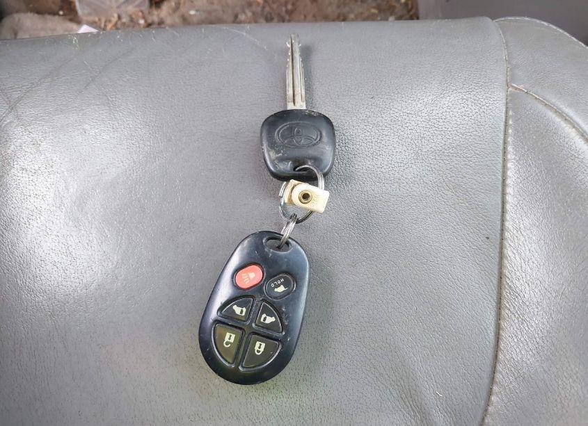 Photo 11 of 2006 Toyota Sienna XLE LIMITED (VIN 5TDZA22C56S446867)