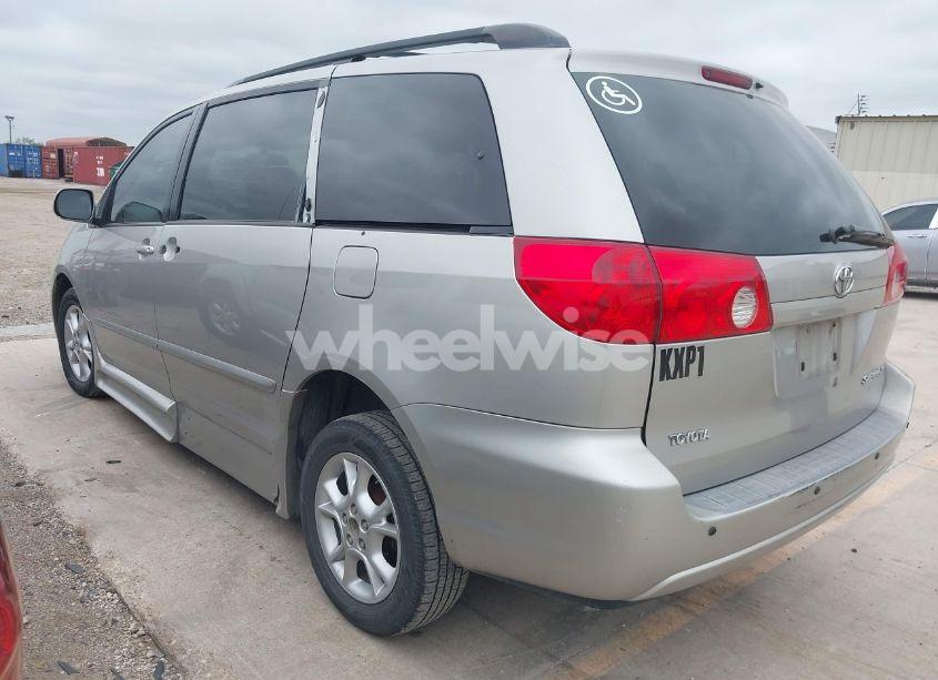 Photo 3 of 2006 Toyota Sienna (VIN 5TDZA22C56S504007)