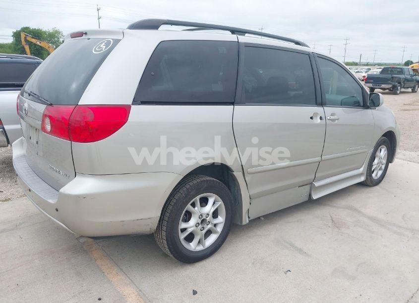 Photo 4 of 2006 Toyota Sienna (VIN 5TDZA22C56S504007)