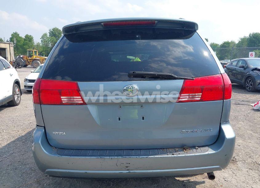 Photo 15 of 2004 Toyota Sienna XLE (VIN 5TDZA22C64S104275)