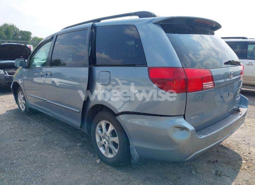 Photo 3 of 2004 Toyota Sienna XLE (VIN 5TDZA22C64S104275)